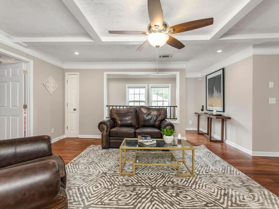 Gorgeous East Village Home Near Downtown Sleeps 12 5 Bedrooms Coffee Bbq Ac Parking Atlanta Exterior photo